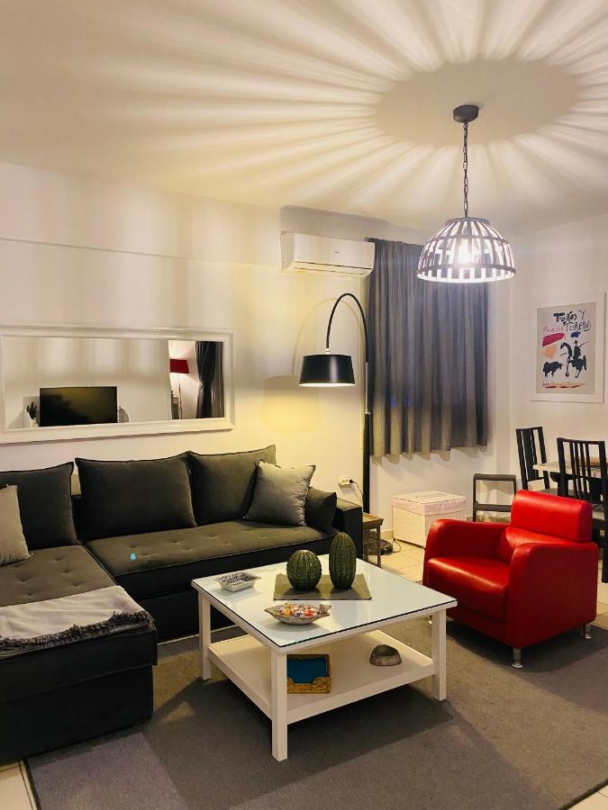 Gianna'S Apartment Central Aigio Cozy And Shining المظهر الخارجي الصورة