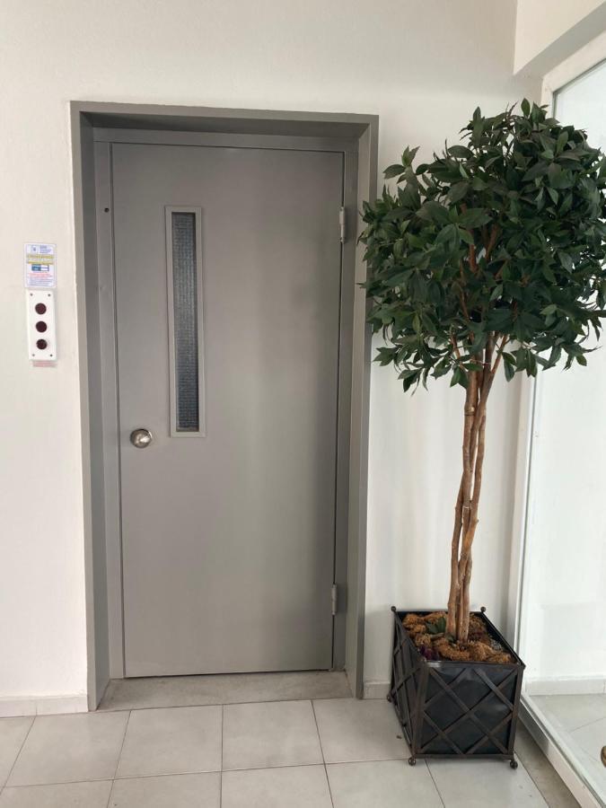 Gianna'S Apartment Central Aigio Cozy And Shining المظهر الخارجي الصورة