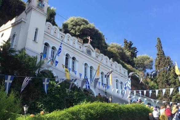 Gianna'S Apartment Central Aigio Cozy And Shining المظهر الخارجي الصورة